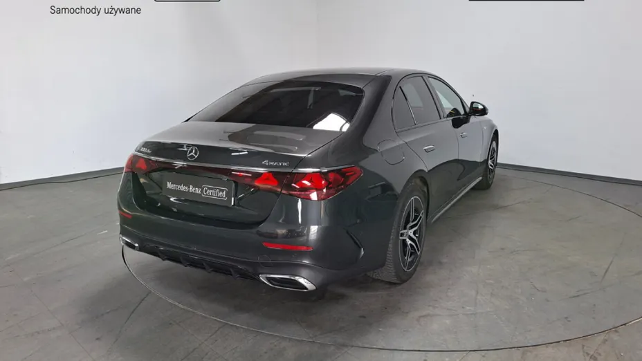MERCEDES-BENZ E Klasa E 300 de PHEV 4-Matic AMG 9G-Tronic