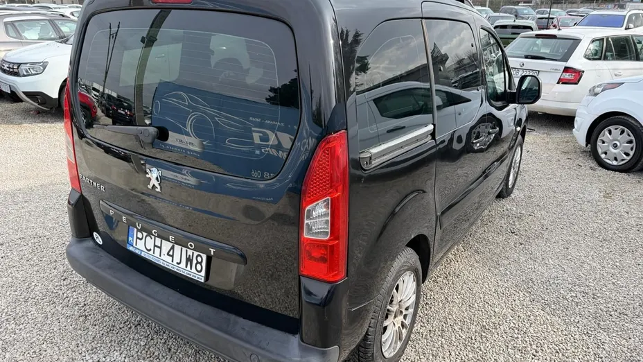 PEUGEOT Partner Van -