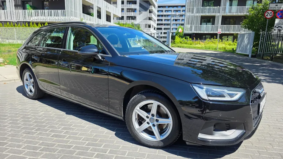 AUDI A4 Avant -