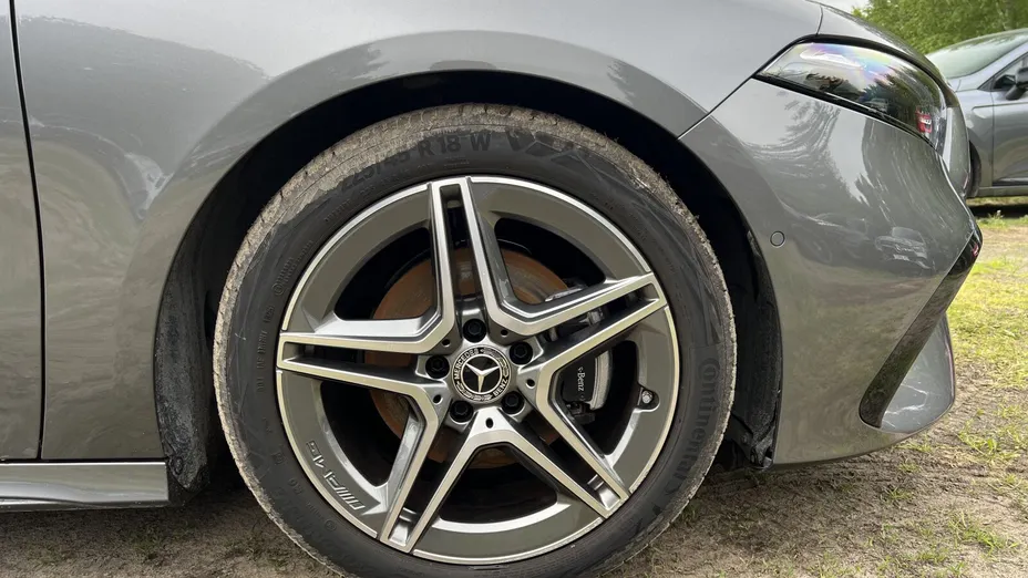 MERCEDES-BENZ A Klasa A 200 AMG Line 7G-DCT