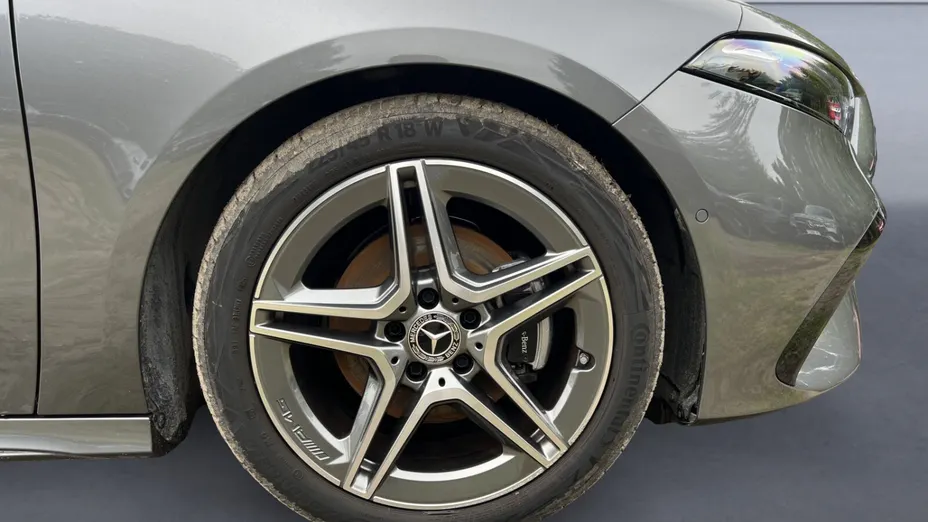 MERCEDES-BENZ A Klasa A 200 AMG Line 7G-DCT
