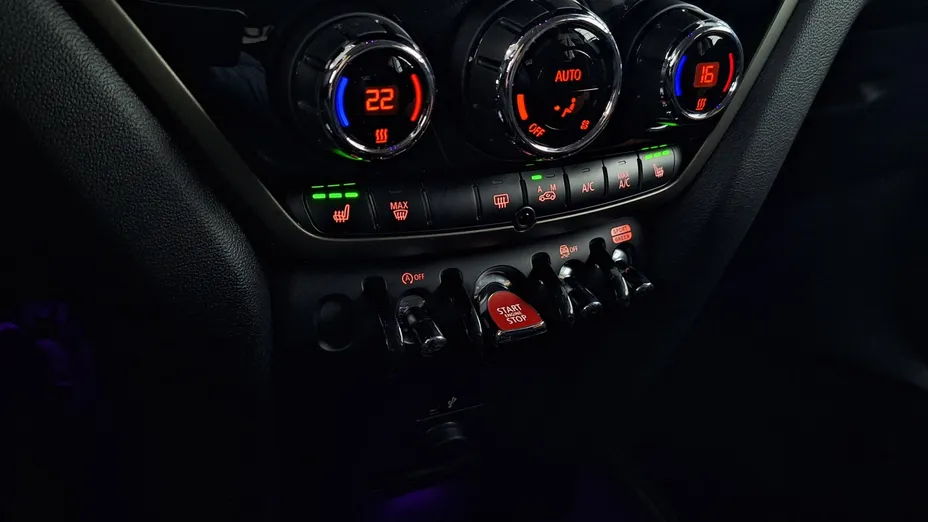 MINI [BMW] Countryman Cooper S ALL4 aut