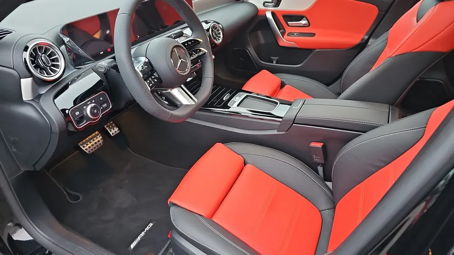 MERCEDES-BENZ A Klasa A 200 AMG Line 7G-DCT