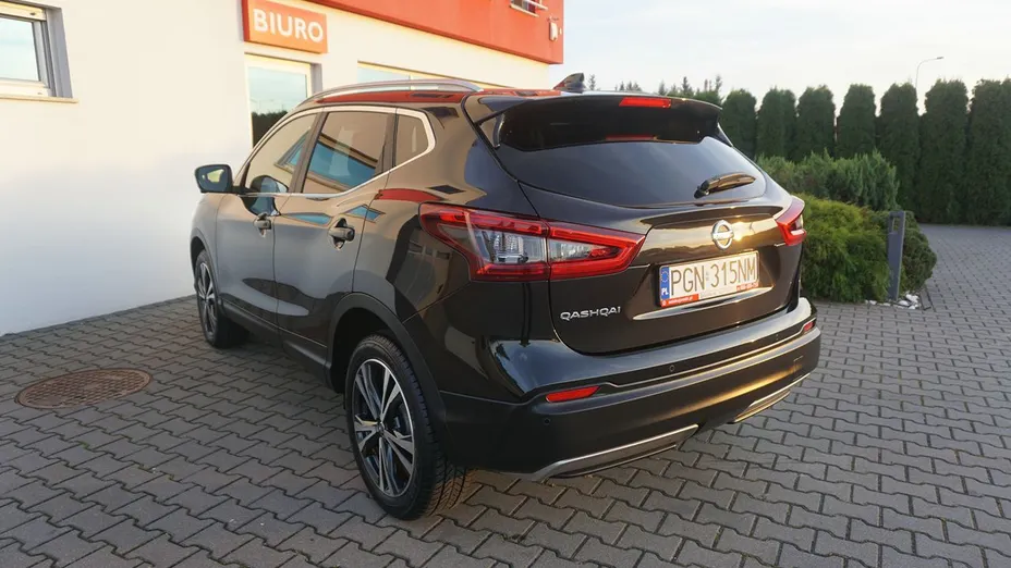 NISSAN Qashqai Qashqai 1.3 DIG-T N-Connecta