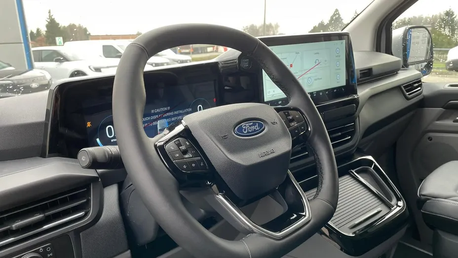 FORD Tourneo Custom Tourneo Custom 2.0 EcoBlue 320 L2 Titanium aut Nowy