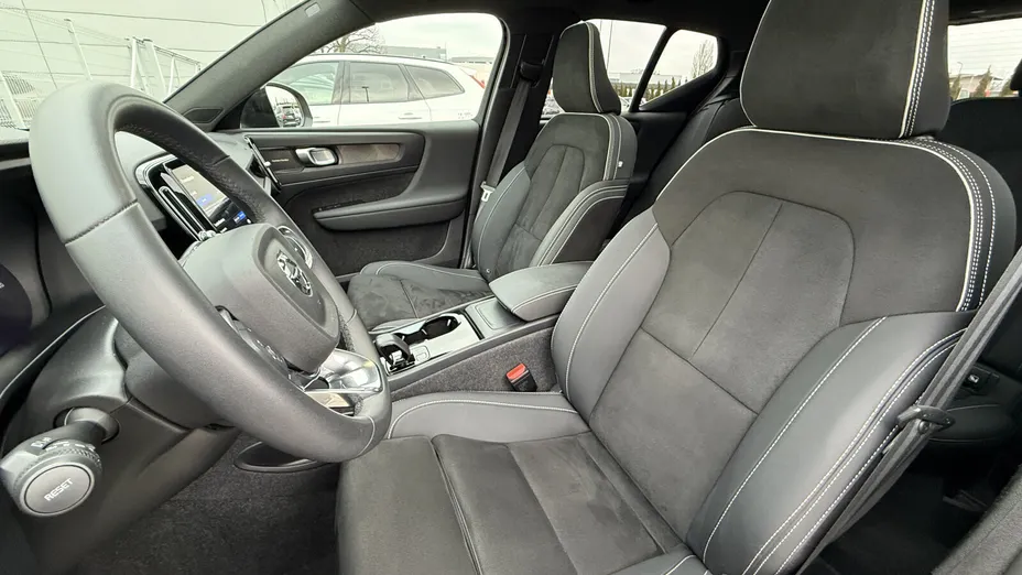 VOLVO XC40 XC40 82kWh Recharge Twin AWD Ultimate aut