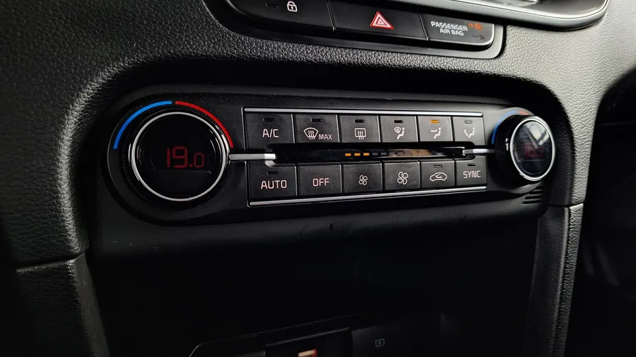 KIA Cee'd Ceed 1.5 T-GDI M