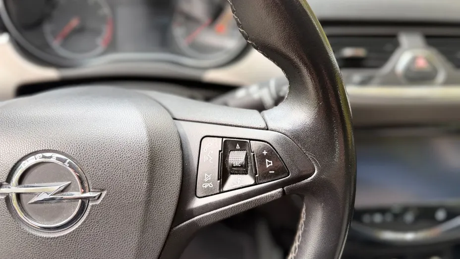 OPEL Corsa -