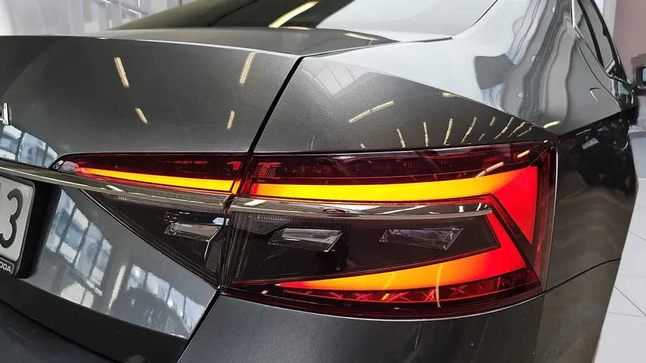 SKODA Superb Superb 2.0 TSI Style DSG