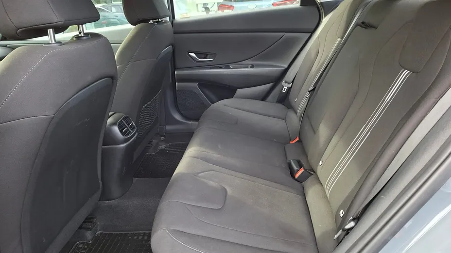 HYUNDAI Elantra Elantra 1.6 Smart