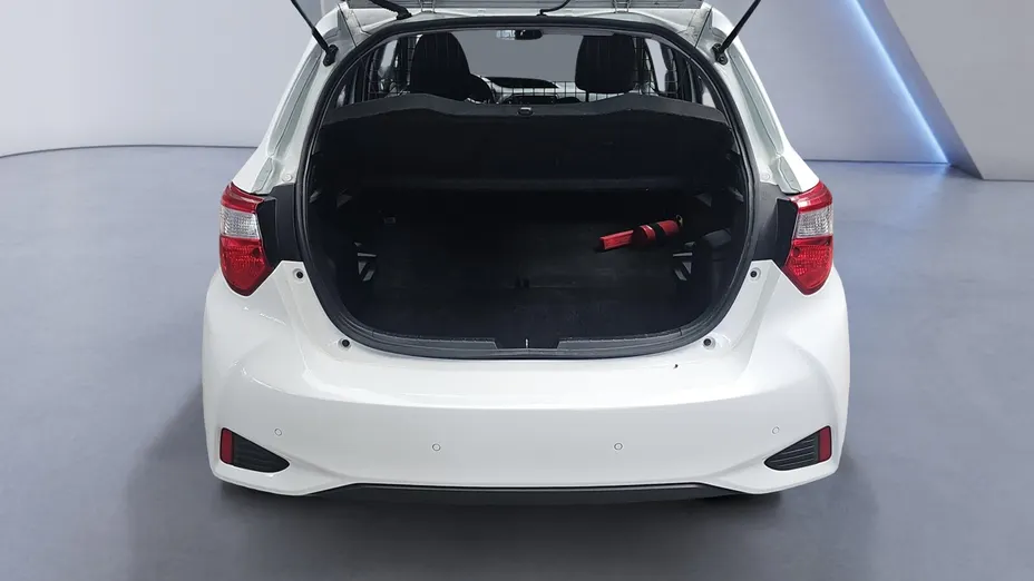 TOYOTA Yaris Yaris 1.0 Active