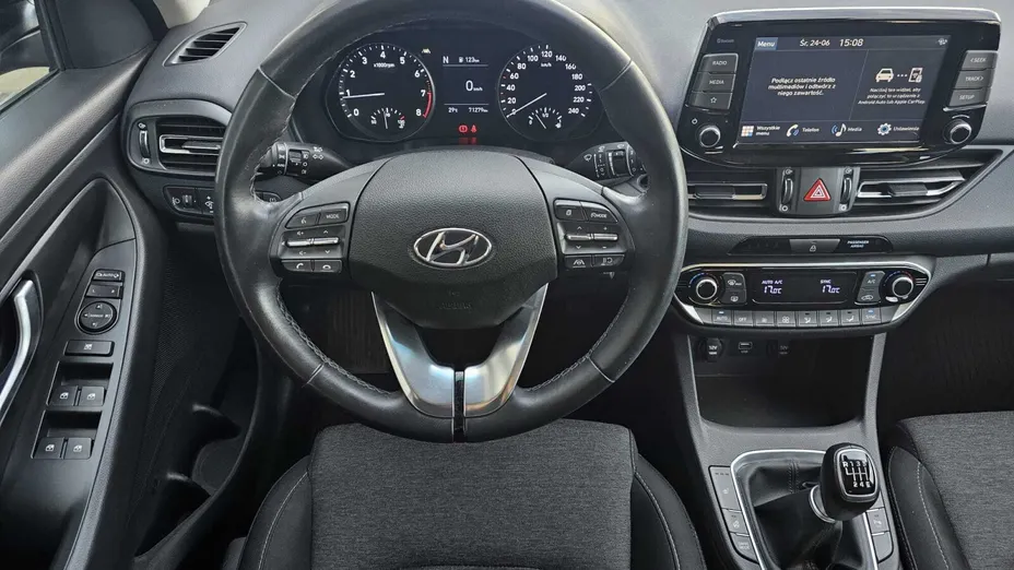 HYUNDAI i30 i30 1.5 T-GDI 48V Smart