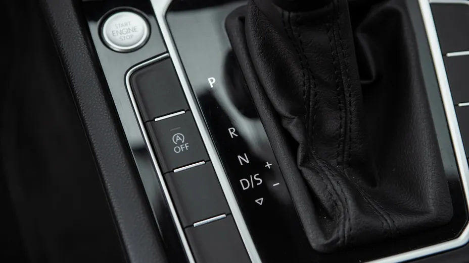 VOLKSWAGEN Arteon Arteon 2.0 TSI Elegance DSG