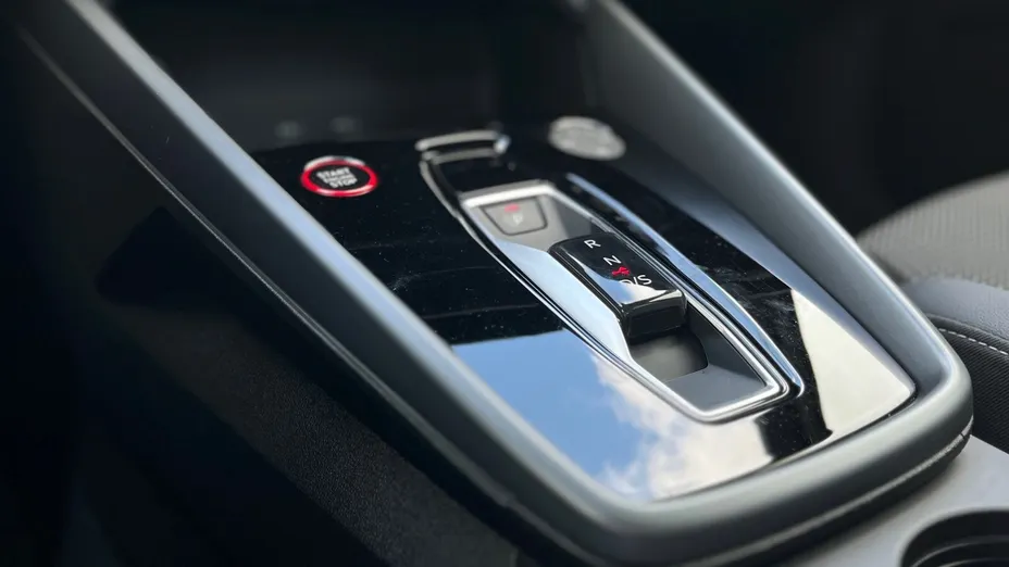 AUDI S3 -