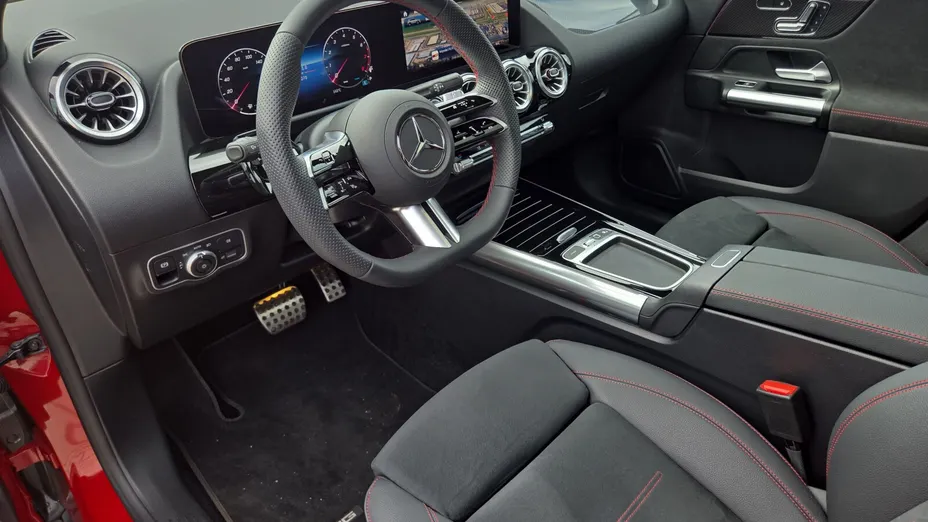 MERCEDES-BENZ GLA GLA 200 mHEV AMG Line 7G-DCT