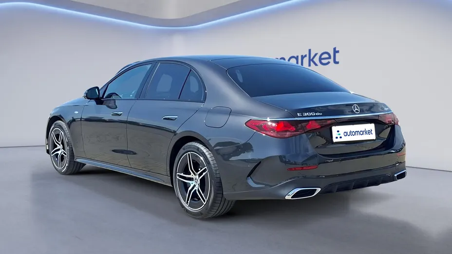 MERCEDES-BENZ E Klasa E 300 de PHEV 4-Matic AMG 9G-Tronic
