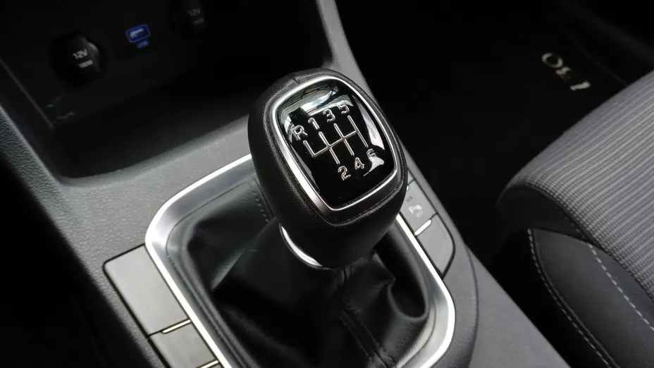 HYUNDAI i30 i30 1.0 T-GDI Modern