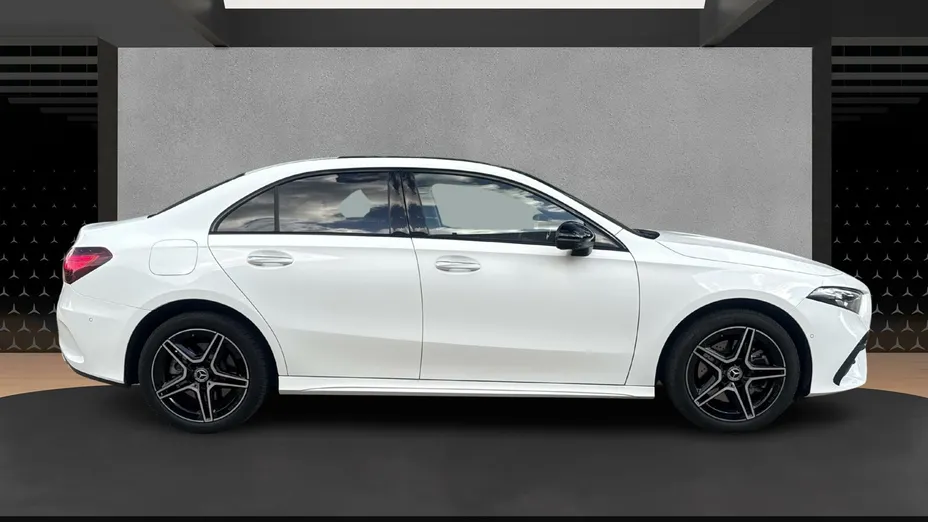 MERCEDES-BENZ A Klasa A 250 e PHEV AMG Line 8G-DCT