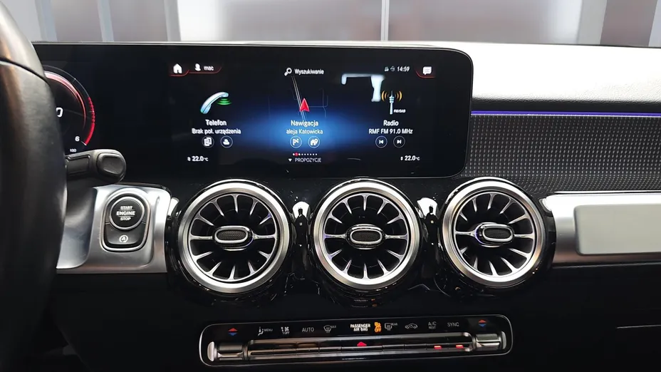 MERCEDES-BENZ GLB GLB 200 d 8G-DCT