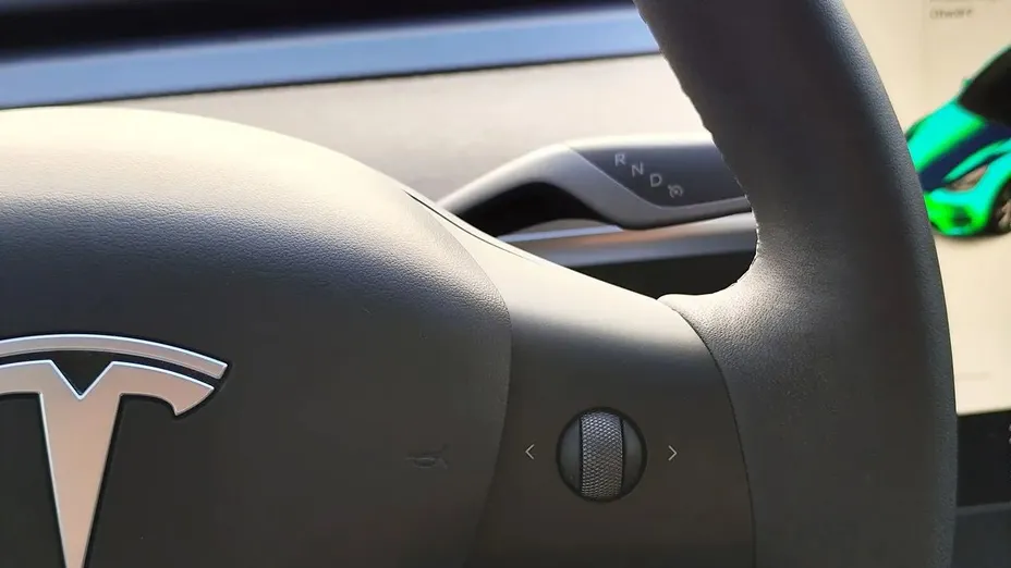 TESLA Model Y Y 62.5 RWD