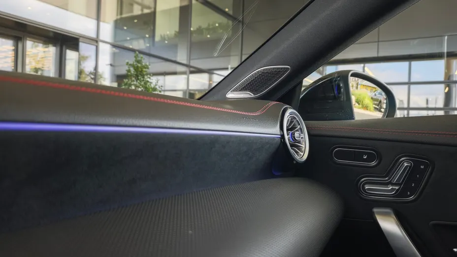 MERCEDES-BENZ CLA CLA 220 mHEV 4-Matic AMG Line 8G-DCT