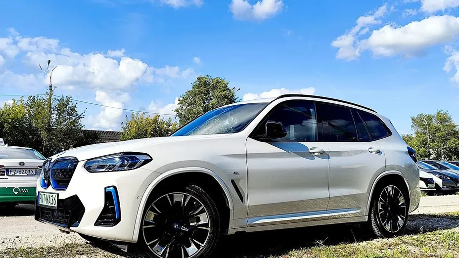 BMW iX3 iX3 80kWh Impressive