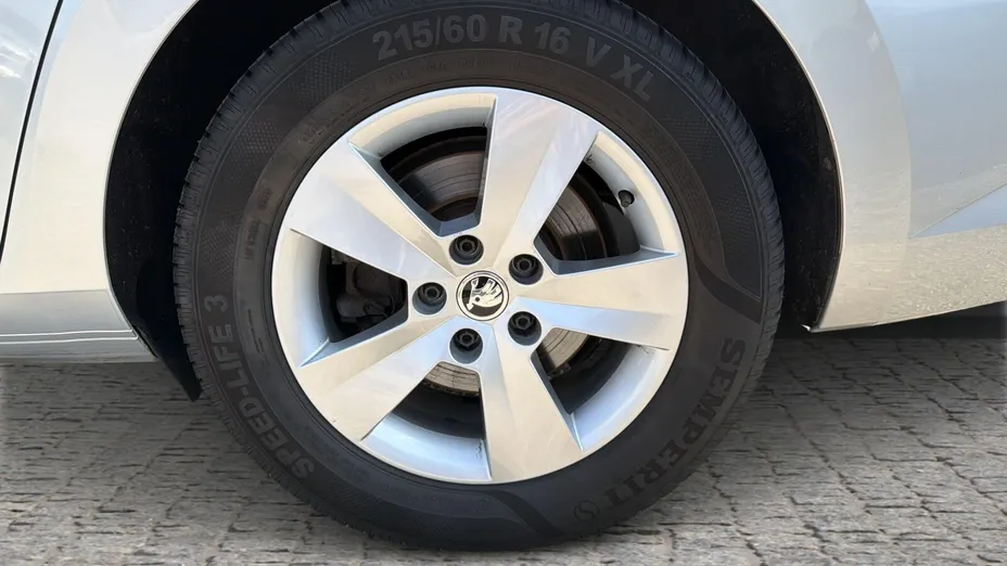 SKODA Superb Superb 2.0 TDI SCR Ambition DSG