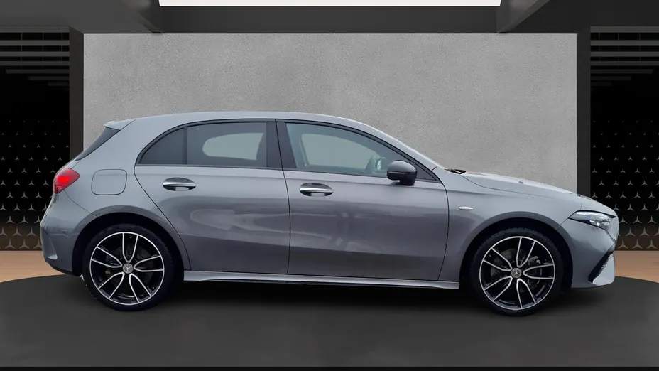 MERCEDES-BENZ A Klasa A 250 e PHEV AMG Line 8G-DCT