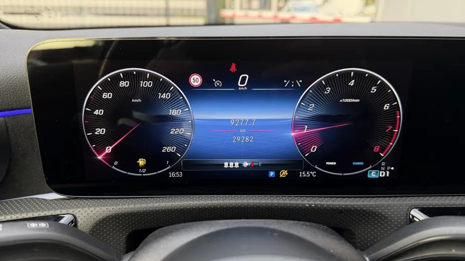 MERCEDES-BENZ A Klasa A 200 AMG Line 7G-DCT