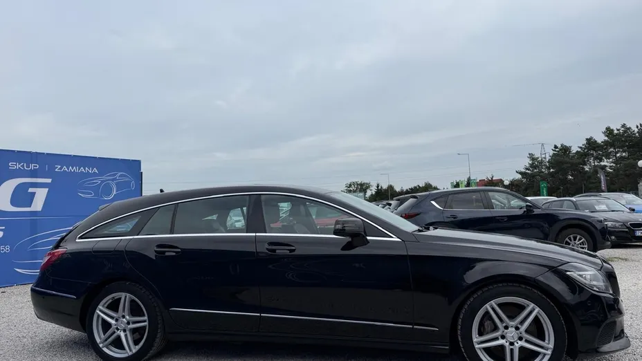MERCEDES-BENZ CLS -