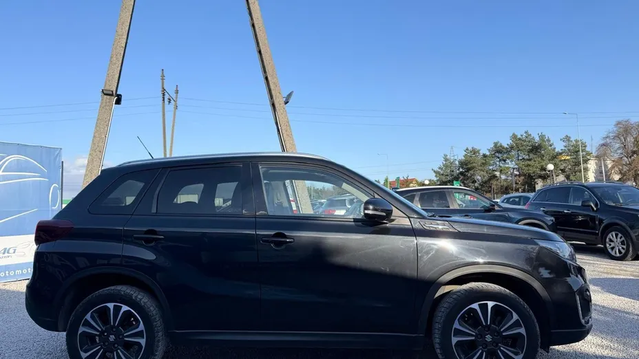 SUZUKI Vitara -