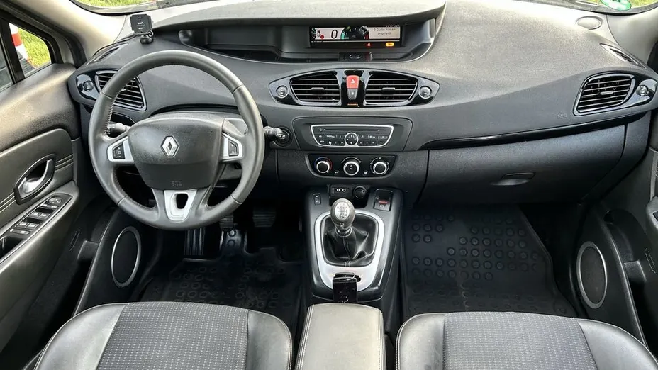 RENAULT Grand Scenic -