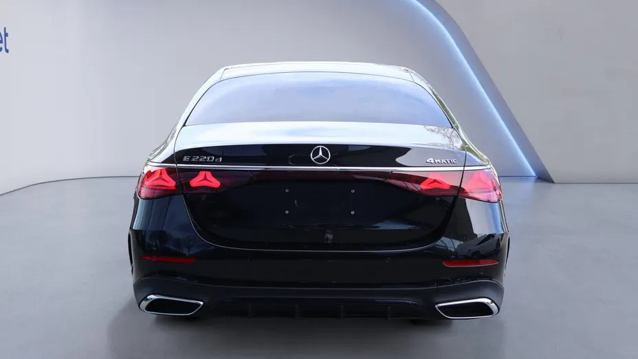 MERCEDES-BENZ E Klasa E 220 d mHEV 4-Matic AMG 9G-Tronic Nowy