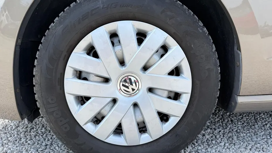 VOLKSWAGEN Golf Sportsvan -