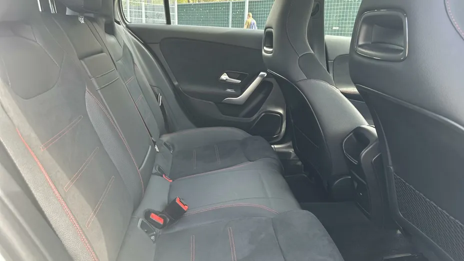 MERCEDES-BENZ A Klasa A 200 AMG Line 7G-DCT