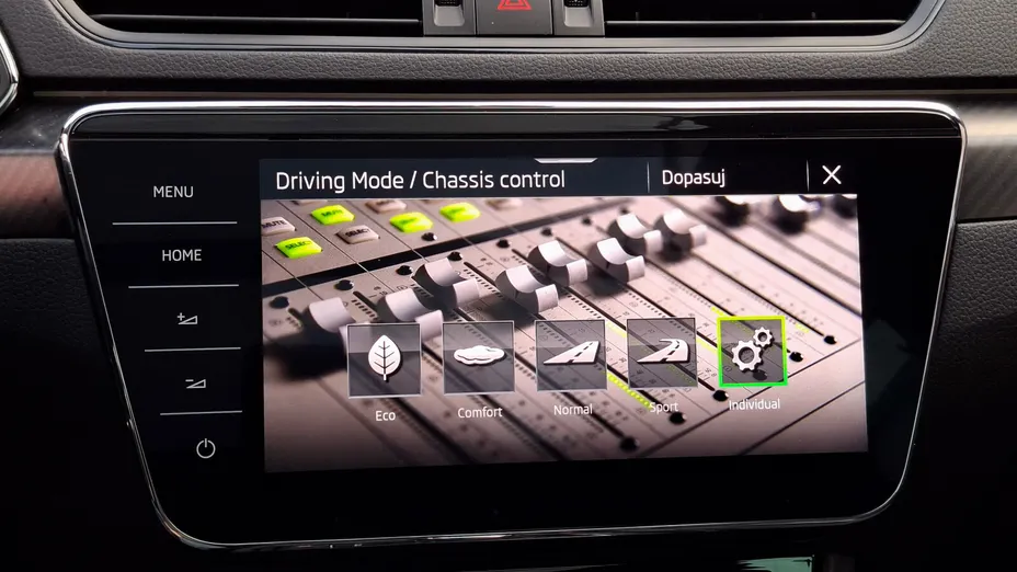 SKODA Superb Superb 2.0 TDI SCR Sportline DSG