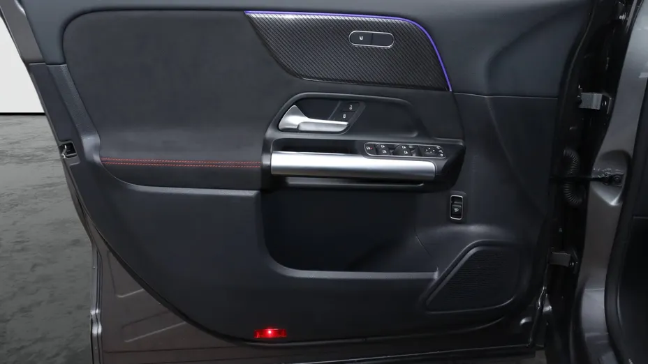 MERCEDES-BENZ GLA GLA 200 mHEV AMG Line 7G-DCT