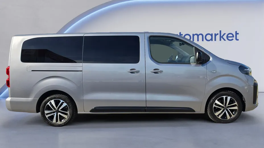 PEUGEOT Traveller Traveller 2.0 BlueHDi Long Business EAT8