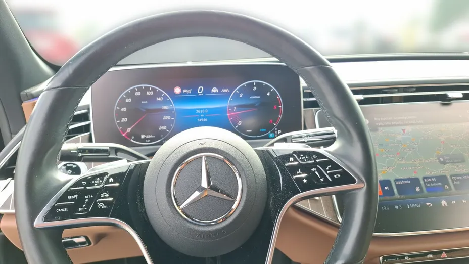 MERCEDES-BENZ E Klasa E 220 d mHEV 4-Matic Exclusive 9G-Tronic