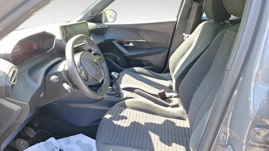 PEUGEOT 2008 -