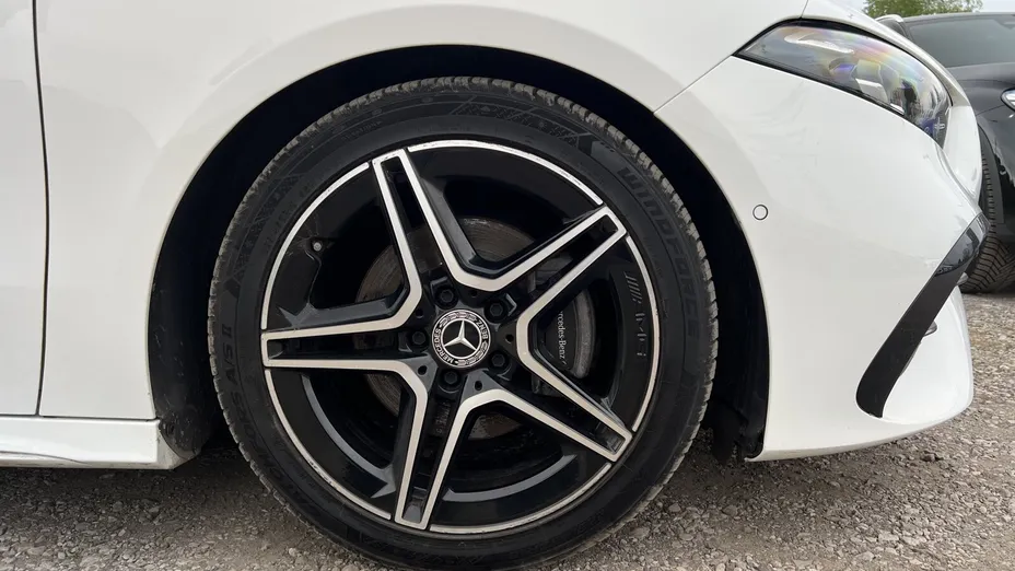MERCEDES-BENZ A Klasa A 200 AMG Line 7G-DCT