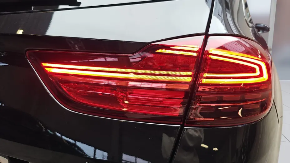 KIA Cee'd Ceed 1.6 GDI PHEV Business Line DCT