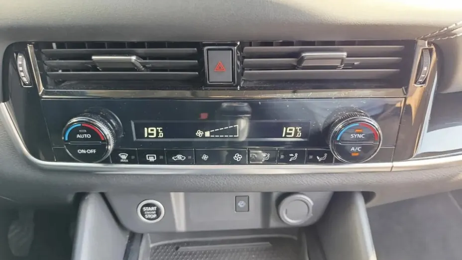 NISSAN Qashqai Qashqai 1.3 DIG-T mHEV N-Connecta