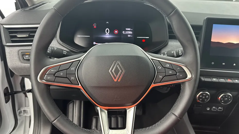 RENAULT Clio -