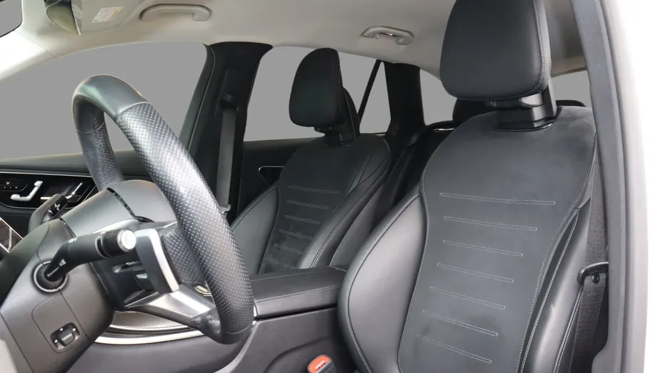 MERCEDES-BENZ GLC GLC 300 e 4-Matic AMG Line