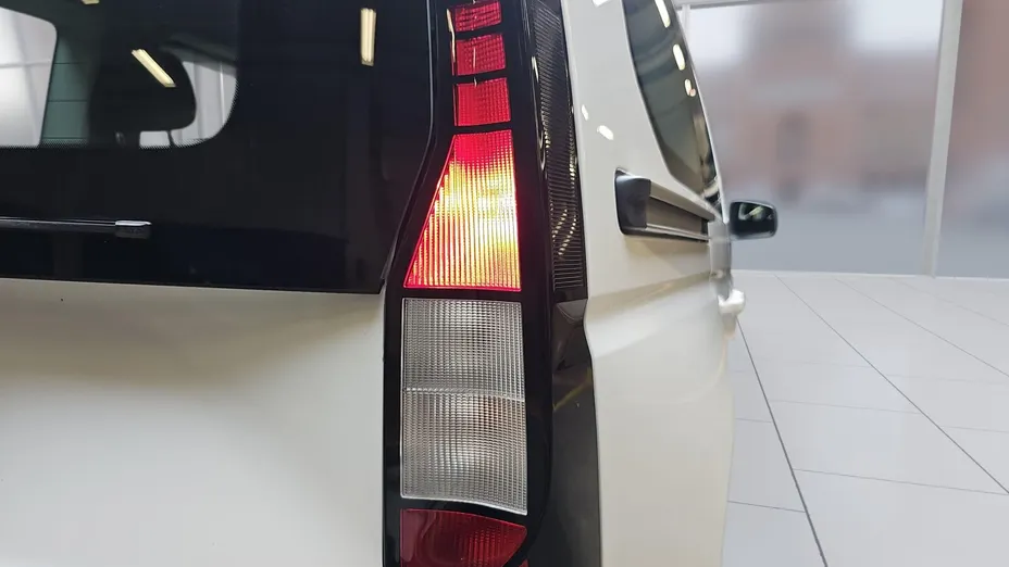 VOLKSWAGEN Caddy osobowy Caddy 2.0 TDI