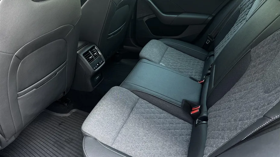SKODA Octavia Octavia 1.5 TSI mHEV Sportline DSG