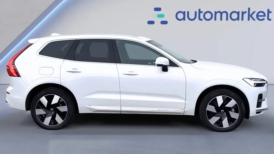 VOLVO XC60 XC60 T6 Plug-In Hybrid AWD Core aut