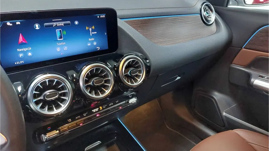 MERCEDES-BENZ GLA GLA 200 mHEV Progressive 7G-DCT