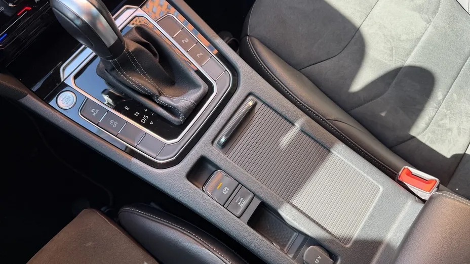 VOLKSWAGEN Arteon Arteon 2.0 TSI R-Line DSG